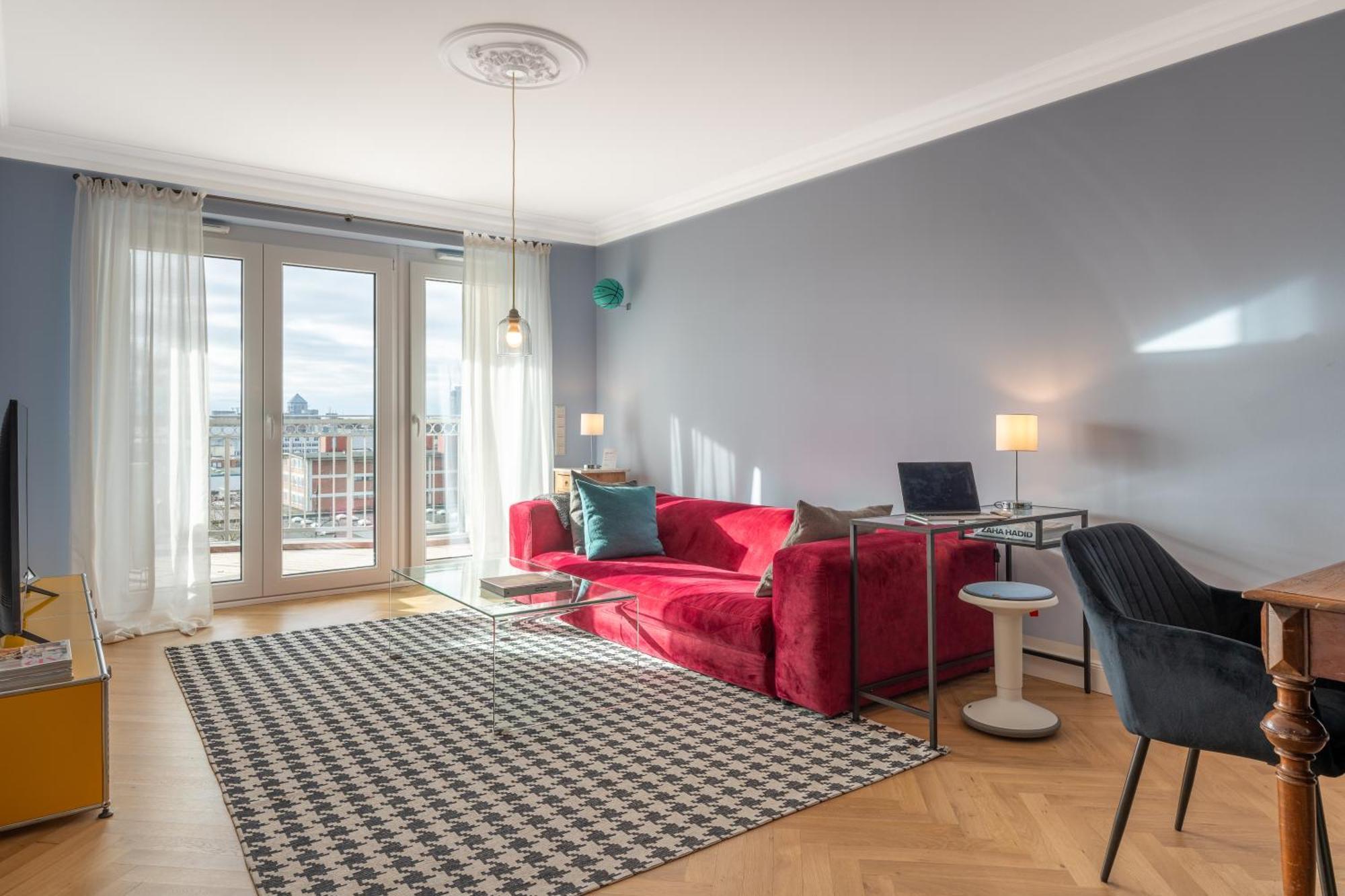 Cls Zentrale City-Wohnung In Hamburg Mit E-Laden Und Tiefgarage, Grosser Balkon, Blick Ueber Hamburg, Parkplatz, Cafe Im Haus, Bushaltestelle Direkt Gegenueber, Flex Check In Exterior photo